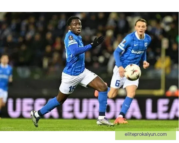 维拉在欧联杯新赛季表现亮眼，力争突破历史阶段，备受期待。